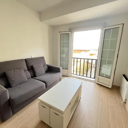 Dornajo Plaza Andalucía Junto A Pistas *